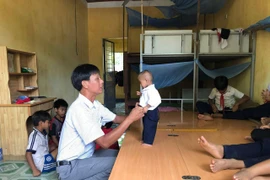 Bộ trưởng Bộ GD-ĐT chia buồn trước sự ra đi của học sinh đặc biệt Đinh Văn K'Rể