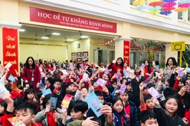 Nhiều hoạt động đón học sinh trở lại sau 9 ngày nghỉ Tết