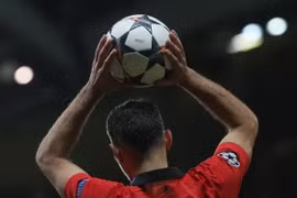 Giggs phủ nhận tin đồn lên thay thế HLV Moyes