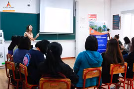 Trường công lập được tuyển nhân viên tư vấn tâm lý học sinh