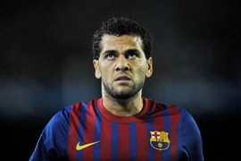 Thắng Real Madrid, Dani Alves vẫn bức xúc