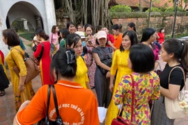 Hơn 3.000 nhà giáo Hà Nội trải nghiệm thực tế để giảng dạy bộ môn Giáo dục địa phương