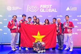 Việt Nam giành Huy chương Bạc cuộc thi Robotics quốc tế 2025