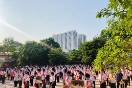 Hơn 2 triệu học sinh Thủ đô bước vào năm học mới: Nỗ lực giảm trái tuyến, chống lạm thu