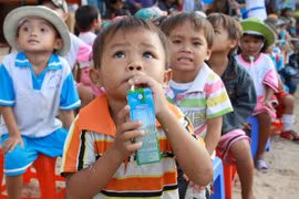 Còn hơn 2 triệu trẻ em thuộc hộ gia đình nghèo trên cả nước