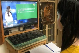 Hà Nội: Các trường phải quản lý chặt chẽ việc học qua internet trong thời gian nghỉ vì Covid-19