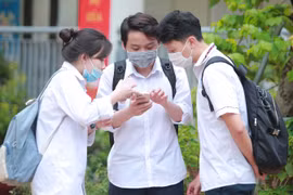 Thí sinh đăng ký dự thi trực tuyến đánh giá năng lực từ 8 giờ ngày mai