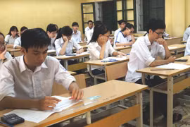 Không có điểm tuyệt đối môn Ngữ văn, thủ khoa Hà Nội chỉ đạt 38,5 điểm tốt nghiệp THPT