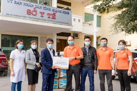 Hỗ trợ hơn 4 tỷ đồng tới các điểm nóng phòng chống Covid-19