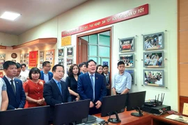 Giáo viên Hà Nội dạy tiếng Anh trực tuyến cho 17 trường thuộc tỉnh Yên Bái