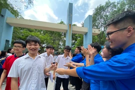 Thi vào 10 Hà Nội: Đề thi Văn có bước chuyển biến mạnh mẽ