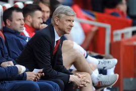 HLV Wenger hài lòng khi Arsenal trở lại sau “cơn ác mộng”