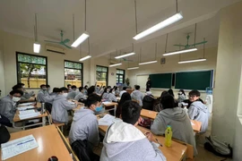 Sáng 21-3, trường học Hà Nội và nhiều tỉnh, thành phố cho học sinh đi học trực tiếp