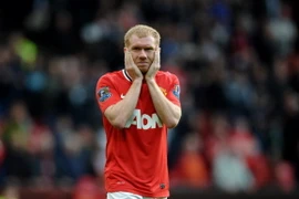 Paul Scholes nhận “đòn đau” từ HLV Wenger