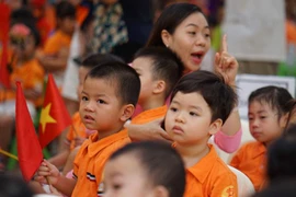 Giám đốc Sở GD-ĐT Hà Nội lý giải về đề xuất hỗ trợ giảm học phí cho học sinh Thủ đô