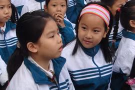 Trường học Hà Nội chủ động lùi giờ học do thời tiết rét đậm vào sáng sớm