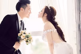 "Hot girl vườn đào" Đan Thuỳ khoe ảnh cưới cùng "phi công trẻ"