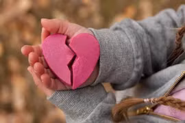 Vượt qua nỗi đau chia tay