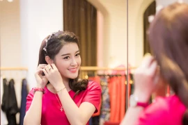 Vừa về tới Hà Nội, Huyền My lập tức đi dự sự kiện