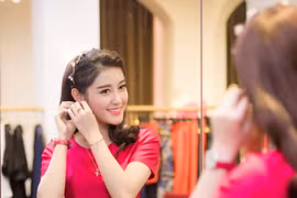 Vừa về tới Hà Nội, Huyền My lập tức đi dự sự kiện