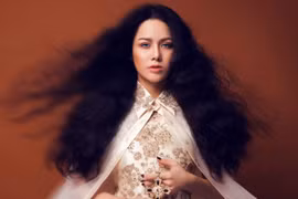 Giảm cân thành công, Nhật Kim Anh đẹp ma mị trong bộ ảnh mới