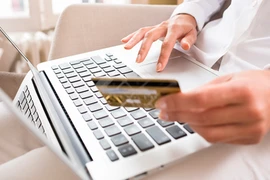 Tài khoản nhân viên ngân hàng truy cập hệ thống thanh toán thẻ không hoạt động 90 ngày sẽ bị vô hiệu hóa