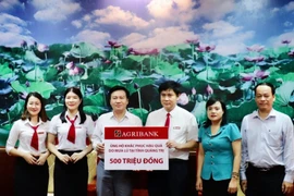 Agribank dành 3 tỷ đồng hỗ trợ đồng bào 6 tỉnh khu vực miền Trung khắc phục thiên tai
