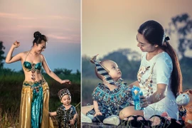 "Cô gái vàng" của Bellydance Việt Nam khoe ảnh hạnh phúc bên con trai