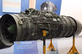 Trung Quốc chưa thể thoát khỏi sự phụ thuộc vào động cơ Nga