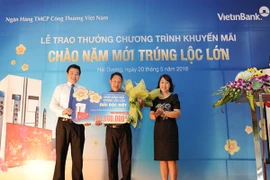 VietinBank trao giải Đặc biệt "Chào năm mới - Trúng lộc lớn"