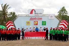 Tân Hiệp Phát khởi công cây cầu thép thứ 10 cho dân nghèo miền Tây