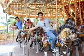 Cuồng nhiệt mùa hè 2016 tại Asia Park