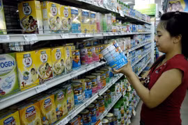 Bình ổn giá sữa cho trẻ em dưới 6 tuổi đến hết tháng 3-2017