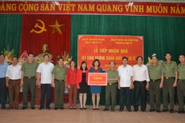 Chuyến đi nghĩa tình của cán bộ chiến sỹ phòng Bảo vệ chính trị V