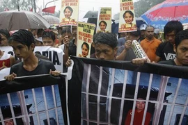 Bị khởi tố vì nghi nhận “lại quả” nhiều triệu USD