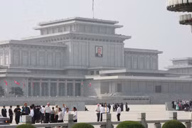Kumsusan - Nơi an nghỉ của nhà lãnh đạo Kim Jong Il