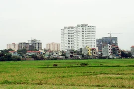 Không nên nghiêng lệch