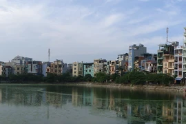Hồ "nuốt xác" ở Hà Nội