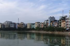 Hồ "nuốt xác" ở Hà Nội