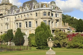 Tòa nhà đắt nhất nước Anh