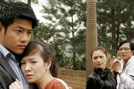 Phim “lai” - cứ phải thủ thế