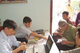 Đỏ mắt chờ đất “hơi”