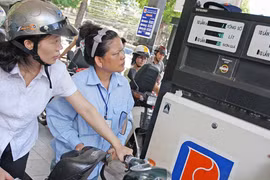 Công bố kết quả kiểm tra kinh doanh xăng dầu: Có móc ngoặc giữa doanh nghiệp và đại lý?