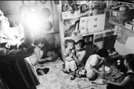 Mức trần giá điện sinh hoạt mới tăng thêm 98 đồng/kWh