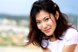 Nữ diễn viên Kim Phượng ngổ ngáo như... bà trùm 