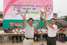 Vang mãi khúc quân hành