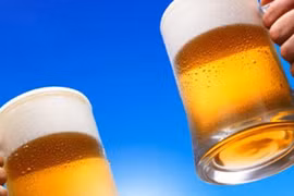 Học… uống rượu bia