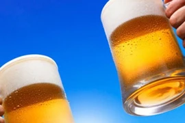 Học… uống rượu bia