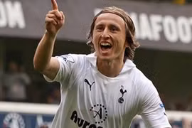 Tottenham đại phá Liverpool