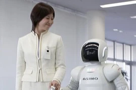 Người máy Asimo sẽ làm việc ở nơi nhiễm phóng xạ 